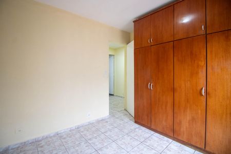 Quarto  de casa para alugar com 2 quartos, 80m² em Parque Pinheiros, Taboão da Serra