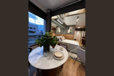 Sala de jantar de apartamento para alugar com 1 quarto, 35m² em Pinheiros, São Paulo