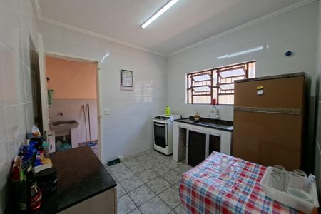 Casa para alugar com 80m², 1 quarto e 2 vagasCozinha