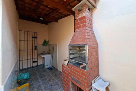 Casa para alugar com 80m², 1 quarto e 2 vagasChurrasqueira