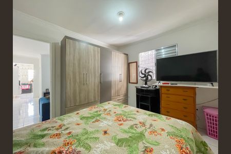 Casa à venda com 126m², 3 quartos e 2 vagas Casa à venda com 126m², 3 quartos e 2 vagasQuarto (Casa 2)