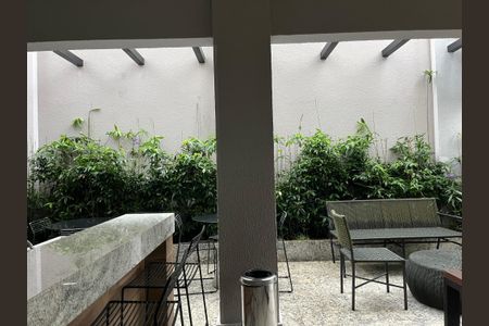 Apartamento para alugar com 27m², 1 quarto e sem vagaÁrea comum - Churrasqueira