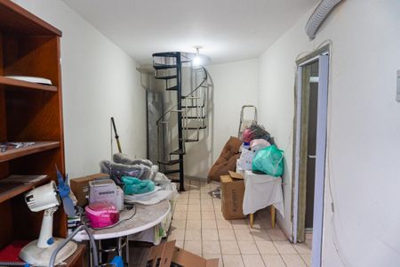Casa à venda com 180m², 3 quartos e 3 vagasEdícula - Sala