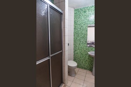 Casa à venda com 180m², 3 quartos e 3 vagasEdícula - Banheiro