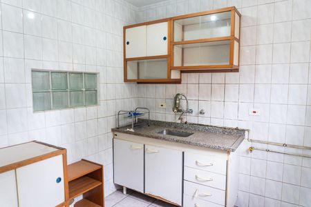 Casa à venda com 180m², 3 quartos e 3 vagasEdícula - Cozinha