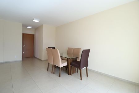 Sala de apartamento para alugar com 3 quartos, 97m² em Copacabana, Uberlândia