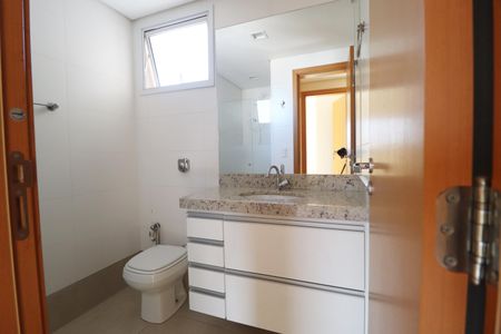 Apartamento para alugar com 97m², 3 quartos e 2 vagasBanheiro Social