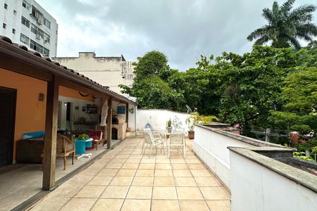 Apartamento à venda com 300m², 5 quartos e sem vaga