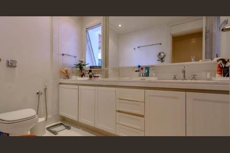 Apartamento à venda com 4 quartos, 310m² em Cerqueira César, São Paulo