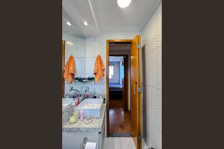 Apartamento à venda com 55m², 2 quartos e 1 vagaBanheiro