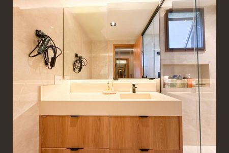 Apartamento à venda com 3 quartos, 145m² em Campo Belo, São Paulo