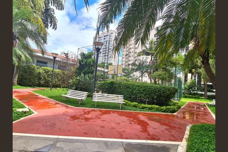 Apartamento para alugar com 80m², 2 quartos e 2 vagas