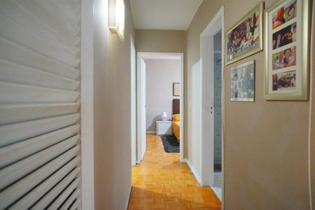 Apartamento à venda com 138m², 3 quartos e 1 vagaCorredor 