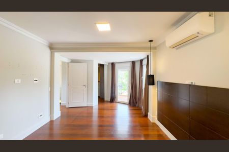 Casa à venda com 3 quartos, 370m² em Alphaville, Santana de Parnaíba