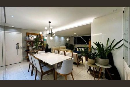 Apartamento à venda com 4 quartos, 110m² em Buritis, Belo Horizonte