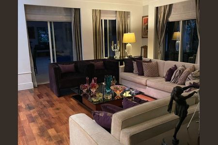 Casa à venda com 5 quartos, 665m² em Indianópolis, São Paulo