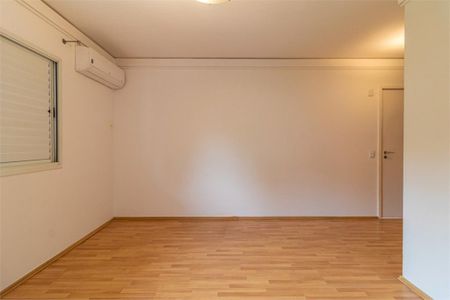 Casa à venda com 4 quartos, 369m² em Jardim dos Estados, São Paulo