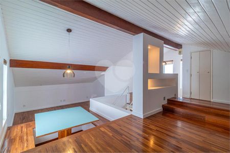 Casa à venda com 4 quartos, 369m² em Jardim dos Estados, São Paulo