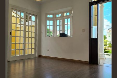 Casa à venda com 4 quartos, 279m² em Residencial Nove (Alphaville), Santana de Parnaíba