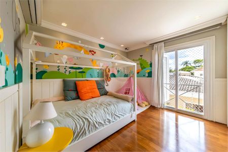 Casa à venda com 4 quartos, 334m² em Santo Amaro, São Paulo