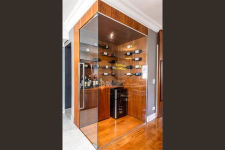 Casa à venda com 4 quartos, 334m² em Santo Amaro, São Paulo