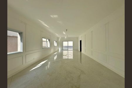 Casa à venda com 3 quartos, 303m² em Parque Sinai, Santana de Parnaíba