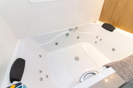 Apartamento para alugar com 100m², 3 quartos e 1 vagaBanheiro da Suíte 1