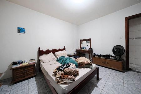 Casa para alugar com 300m², 8 quartos e 3 vagasQuarto 1