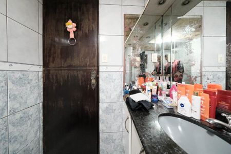Casa para alugar com 300m², 8 quartos e 3 vagasBanheiro 1