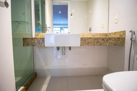 Apartamento para alugar com 3 quartos, 171m² em Leblon, Rio de Janeiro