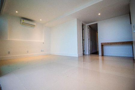 Apartamento para alugar com 3 quartos, 171m² em Leblon, Rio de Janeiro