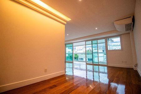 Apartamento para alugar com 3 quartos, 171m² em Leblon, Rio de Janeiro