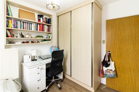 Apartamento à venda com 135m², 3 quartos e 1 vagaQuarto 2