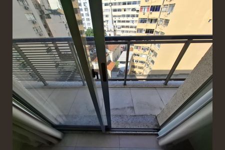 Apartamento à venda com 48m², 1 quarto e sem vagaVaranda da sala 