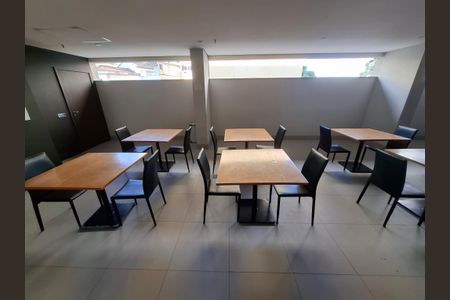 Apartamento à venda com 48m², 1 quarto e sem vagaÁrea comum 