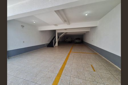 Apartamento à venda com 116m², 2 quartos e 1 vaga Apartamento à venda com 116m², 2 quartos e 1 vagaGaragem