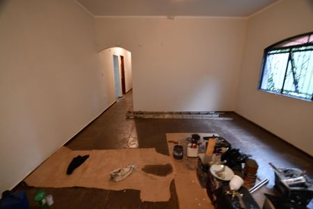 Sala de casa para alugar com 4 quartos, 1000m² em Chácara Santa Margarida, Campinas