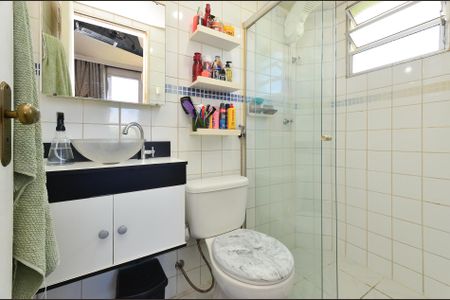 Apartamento à venda com 170m², 3 quartos e sem vaga Apartamento à venda com 170m², 3 quartos e sem vagaBanheiro Suíte