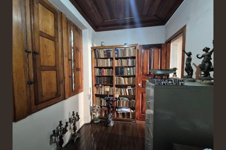 Casa para alugar com 600m², 7 quartos e 3 vagas