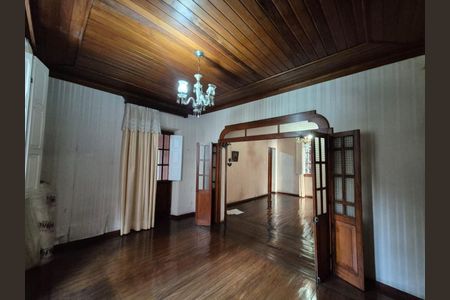 Casa para alugar com 600m², 7 quartos e 3 vagas