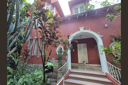 Casa para alugar com 600m², 7 quartos e 3 vagas