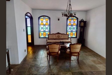 Casa para alugar com 4 quartos, 509m² em Jardim Novo Mundo, Jundiaí