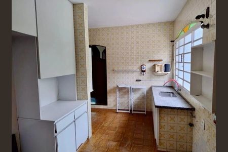 Casa para alugar com 4 quartos, 509m² em Jardim Novo Mundo, Jundiaí