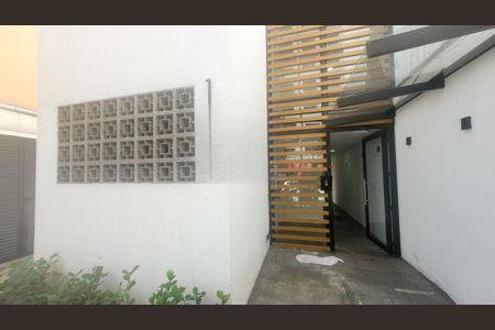 Apartamento para alugar com 27m², 1 quarto e sem vaga