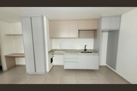 Apartamento para alugar com 27m², 1 quarto e sem vaga