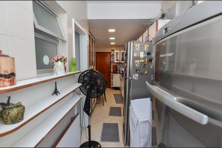 Apartamento à venda com 101m², 3 quartos e 1 vagaÁrea de Serviço