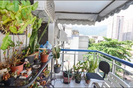 Apartamento à venda com 101m², 3 quartos e 1 vagaSala