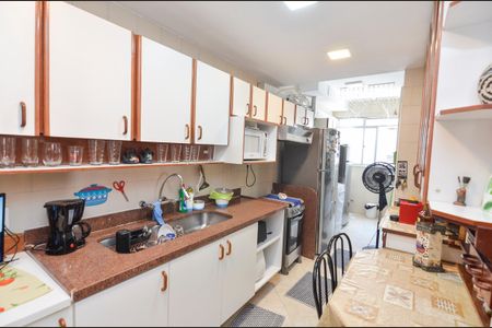 Apartamento à venda com 101m², 3 quartos e 1 vagaCozinha