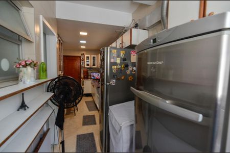 Apartamento à venda com 101m², 3 quartos e 1 vagaÁrea de Serviço