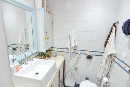 Apartamento à venda com 101m², 3 quartos e 1 vagaBanheiro Social